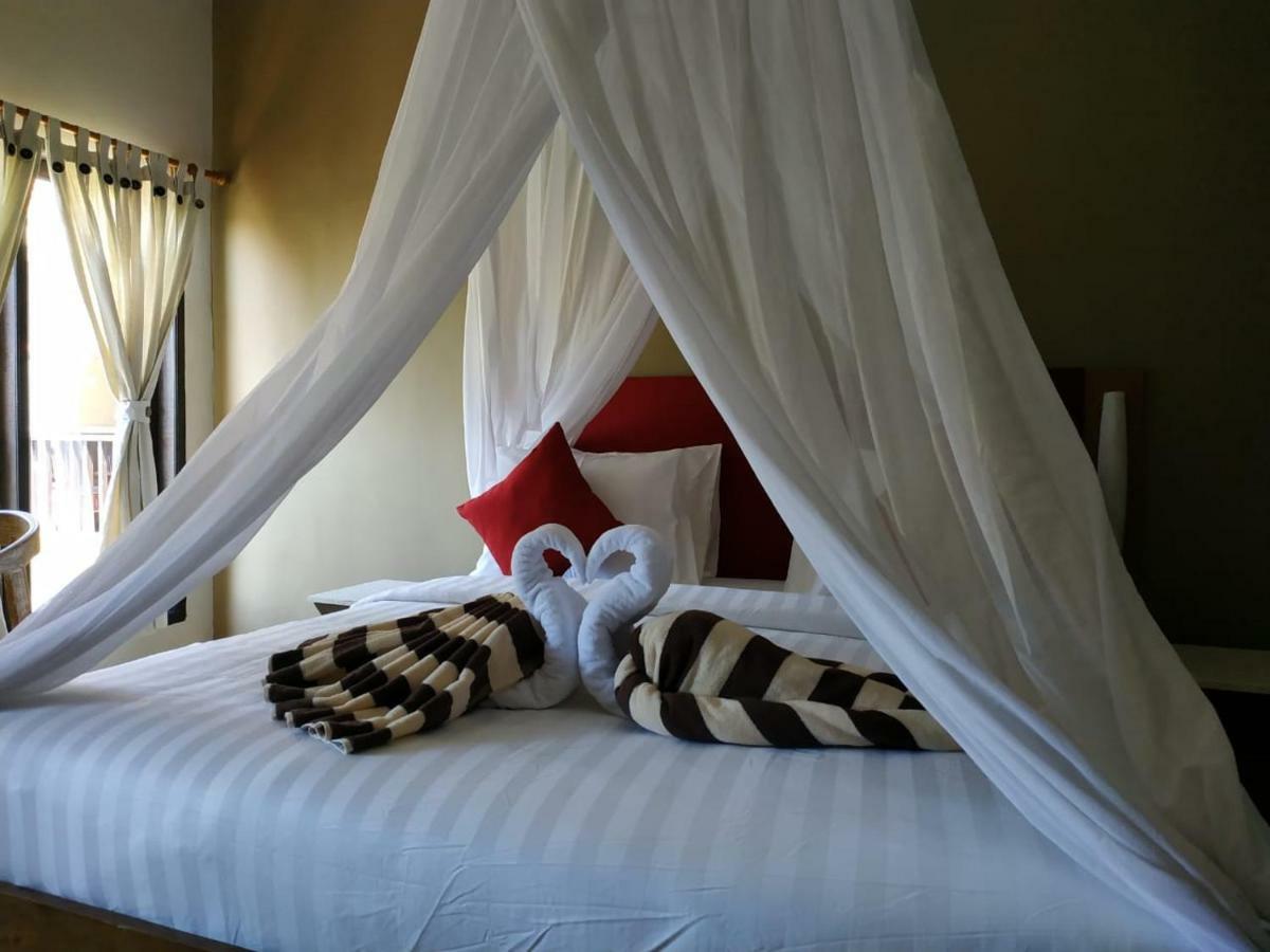 Di Hotel